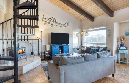 Steps to Beach w/ Patio+deck Foosball Happy Bottom Beach House by Avantstay - Foto 14