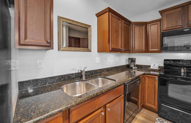 2 bedroom Tampa Condo at Private Golf Course 2 Condo by RedAwning - Foto 15