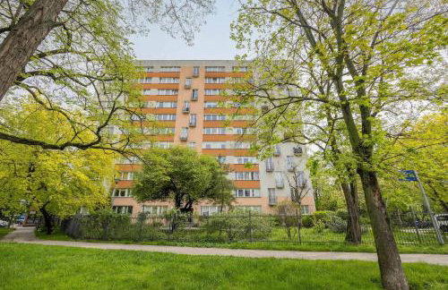 Elegant Apartment Żoliborz next to Metro and Westfield Arkadia by Noclegi Renters - Foto 26