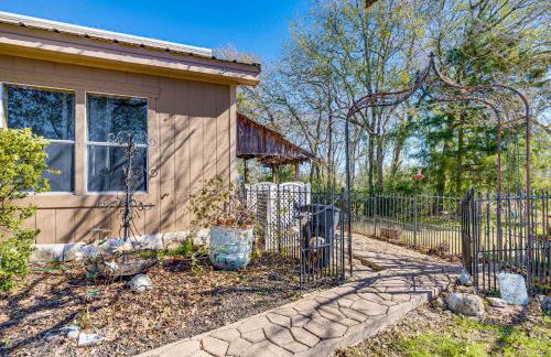 College Station Getaway with Hot Tub and Courtyard! - Photo 30