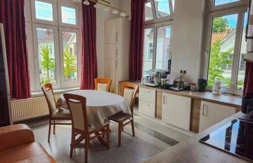 135qm 4 Zimmer Ferienwohnung in Stadtnähe, Wintergarten Parkplatz - Photo 15