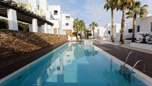 SPECTACULAR APRT. IN FRONT OF THE SEA - Foto 4