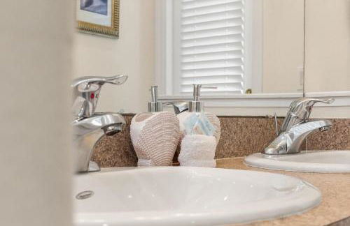 Peaceful yet perfect location, private pool home - Foto 39