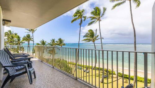 Amazing Beachfront Condo with AC - Photo 3