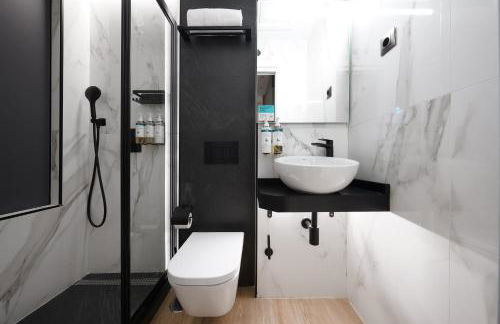 Numa Madrid Goya - Photo 88