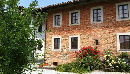 B&B Cascina Gaione Via Gallina,18b 12052 Neive cn - Foto 2