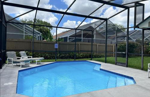 270 - Gracious 3 Bedroom Home Near Disney with Pool - Foto 46