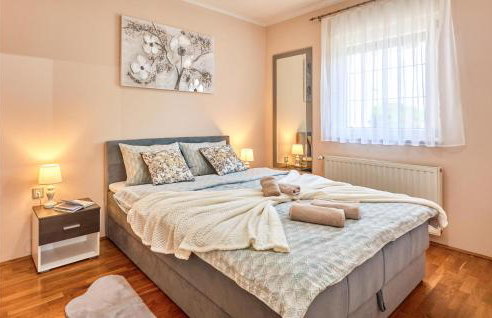 Amazing Home In Krizevci - Photo 39
