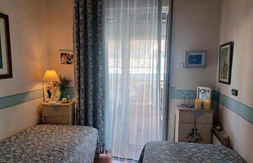 Maisonette on the beach with small garden - Foto 40