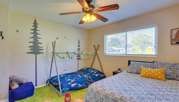 Gainesville Vacation Rental w/ Private Lanai - Photo 2, Interior