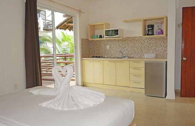 El Fuerte Beach Resort - Photo 58