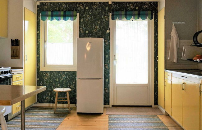 6 Person Holiday Home in Mellbystrand - Foto 3