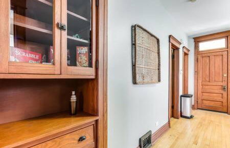 Garage Parking - Vintage Charm - and a Fabulous Location! Easily Enjoy the Best of Chicago! - Foto 13