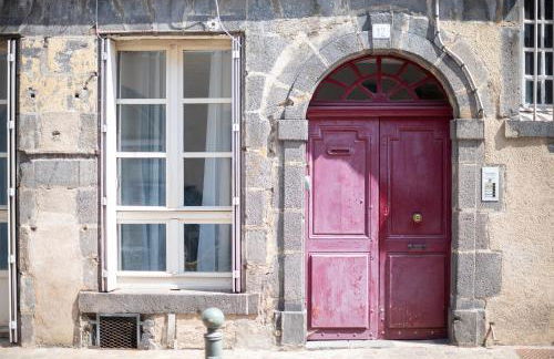 L'HELLENID - Logement Spacieux Proche Cour d'appel Riom - Foto 15