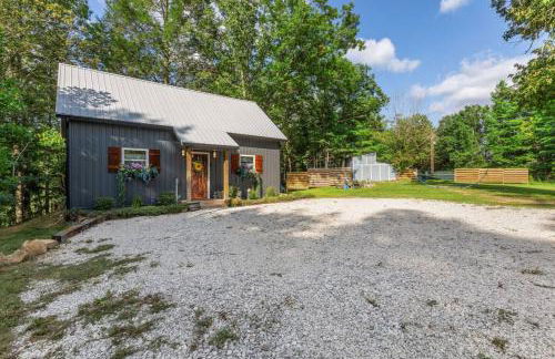 Hemlocks Over Muir in Rogers KY - Hot Tub & WiFi - Foto 2