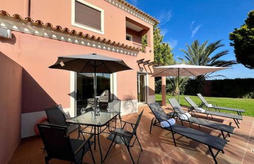 Gated Family Villa with Private Pool and Garden - Foto 12