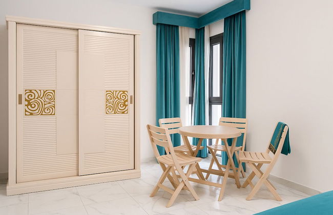 Beachfront Chalet in Porto Said With Ocean Views - Foto 12