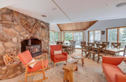 White Mountain Escape with Separate In-Law Suite! - Foto 1