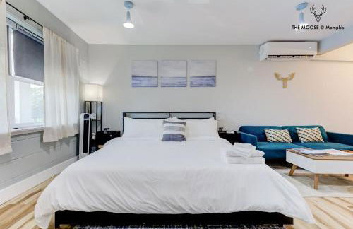 The Moose #11 - Luxe Modern loft with King Bed, Free Parking & Wi-Fi - Foto 12