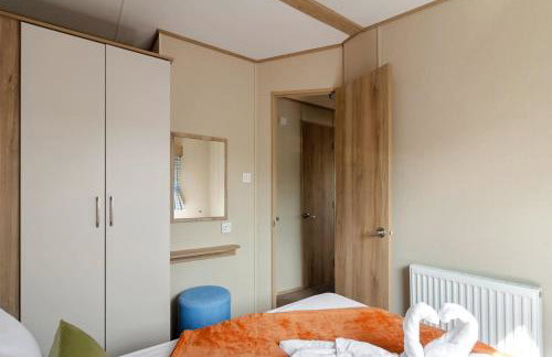 Hillside Splash Retreat -No Commercial Sign written Vehicles,Fishing Nearby & Communal Swimming Pool ,Pool open April to September - Foto 24