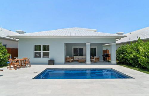 Peacock Palace Brand New Heated and Chilled Pool Golf Gym - Foto 69