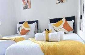 Corby Stay 2BR Work Trips & Family Friendly - Foto 49