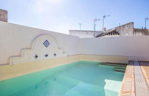 CASA PALACIO SXVIII CON PISCINA en centro histórico de SEVILLA - Photo 2