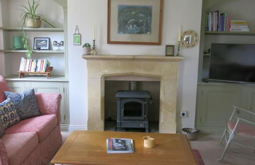 Characterful Cotswold cottage - Foto 13