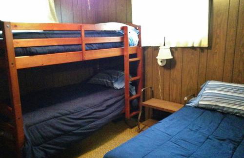 Lakefront Cabin with Private Dock Boat, Fish and Swim - Foto 16