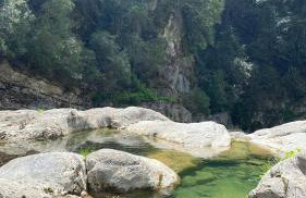 Iconic Italian Townhouse w Rooftop Terrace & Mountain View, Pigna - Foto 6