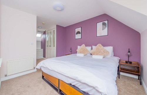 Central Townhouse Tipton - Sleeps 8 - Ideal for Contractors & Families - Foto 23