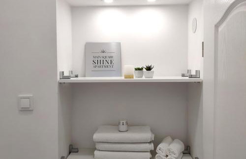 Luxurios and historic apartment "Shine" - right on the Main Square - Foto 37