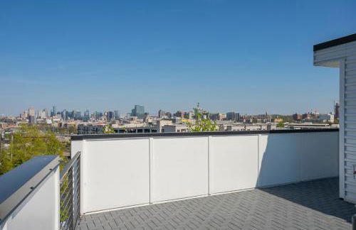 Luxury Townhome Skyline Views Mins To DT - Foto 66