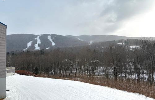 COZY LOON MOUNTAIN ESCAPE - Free shuttle, Pool, Hot tub, River&Mnt Views - Foto 26