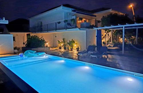 LUXURY VILLA ŠENTADA - Photo 12