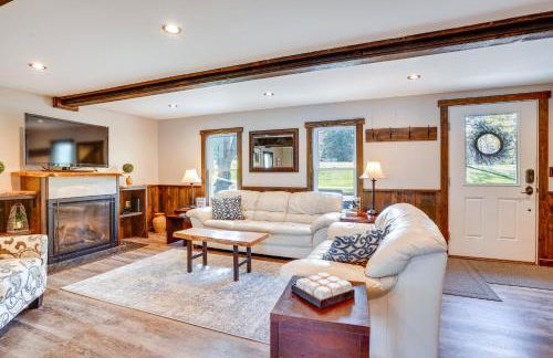 half Mi to Song Mtn Resort! All-Season Basecamp - Photo 8