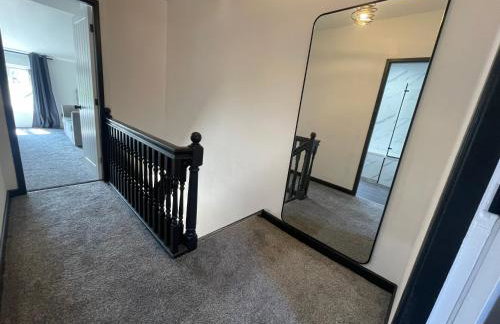 Slick Space for a Standish Stay - Photo 32