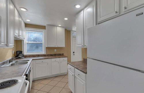 Your Central Columbus Retreat Awaits 5 BR 2 Bath - Foto 12