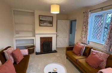 Charming Country Cottage with Lovely Views - Foto 16