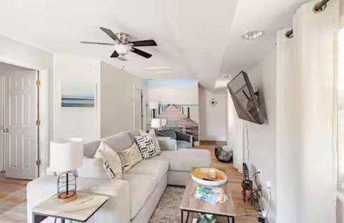 Sandy Pines Perch - Your Indian River Dock Life Base Camp - Foto 7