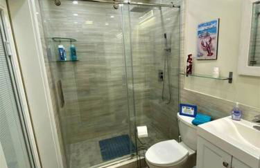 Deerfield Beach heated pool house - Photo 29