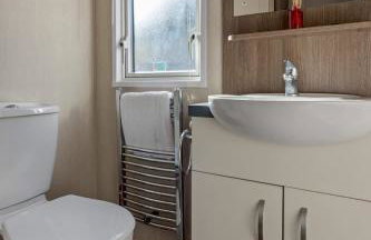 Retreat at the Lake - Fishing Lakes, Heated Outdoor Swimming Pool 500yrds on Sister Park , Pool Open April to September - Foto 32