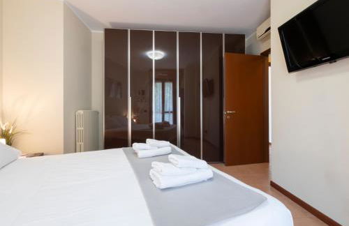 Spazio Breda - Free Parking, Private Garage, Metro M1, Balcony, 4 Guests - Foto 28