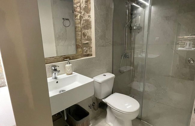 Kukuvayia s Nest-centre Old Town Corfu - Photo 5