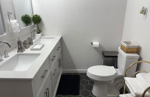 Cozy Studio at the Pecos Village - Foto 18