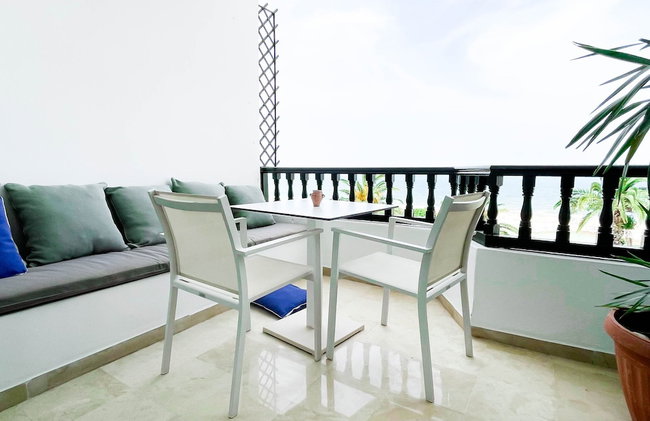 The Perfect View in Site Arch Ologique de Carthage - Foto 13