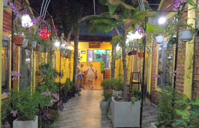 Tween House - Photo 29