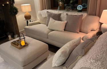 Rainbow Cottage Spacious Detached Home, Hot Tub, Sleeps 7 - Foto 33