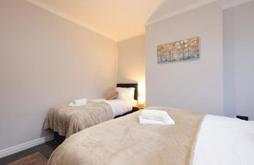 4BR Spacious Residence Sleeps 10 30-OFF for Tradespeople - Foto 4