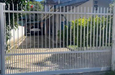 casa de praia em Itapoá SC a uma quadra da praia - Foto 14